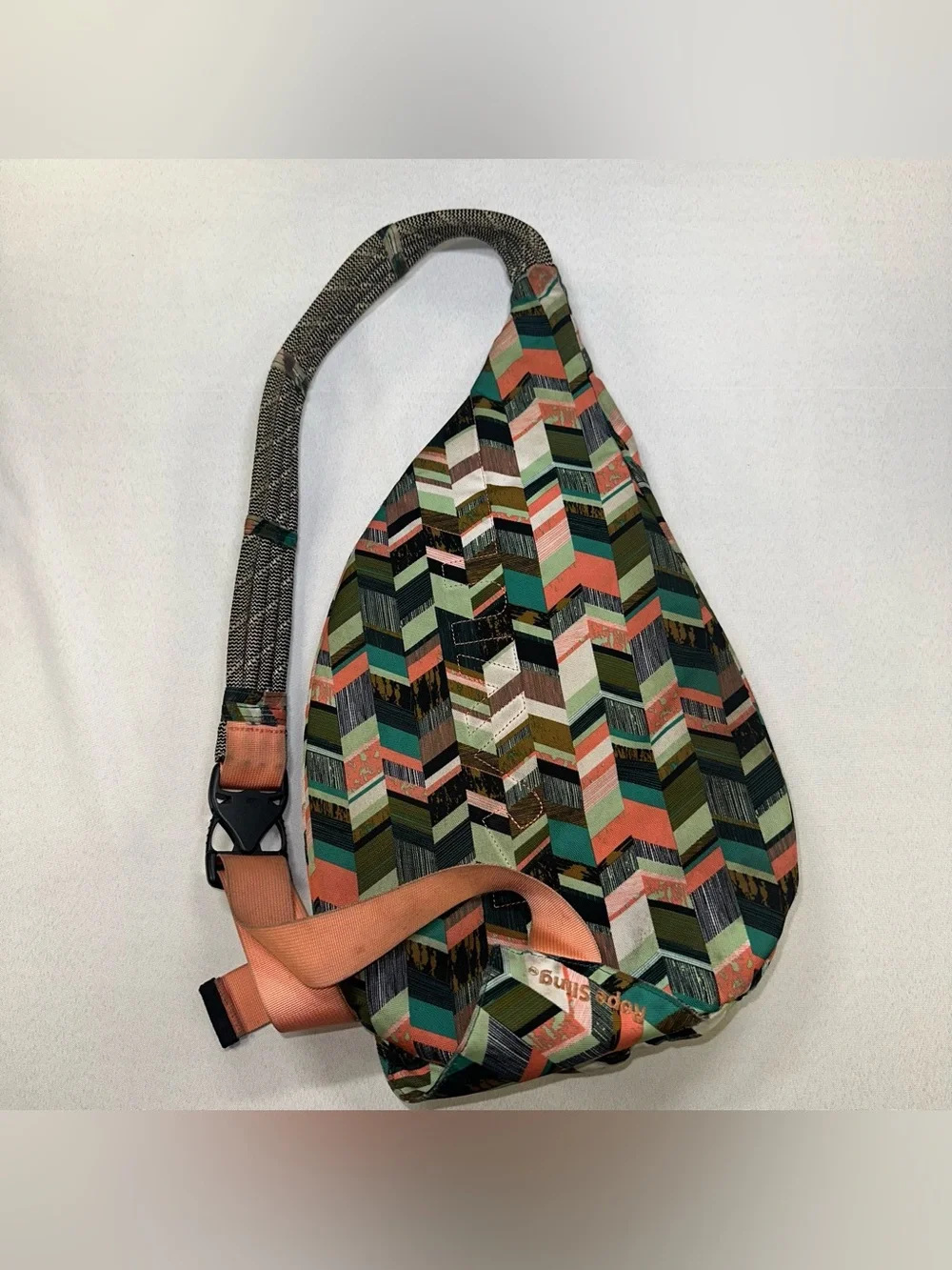 Kavu Rope Sling Bag Coastal Blocks Colorful Geometric Pattern Crossbody